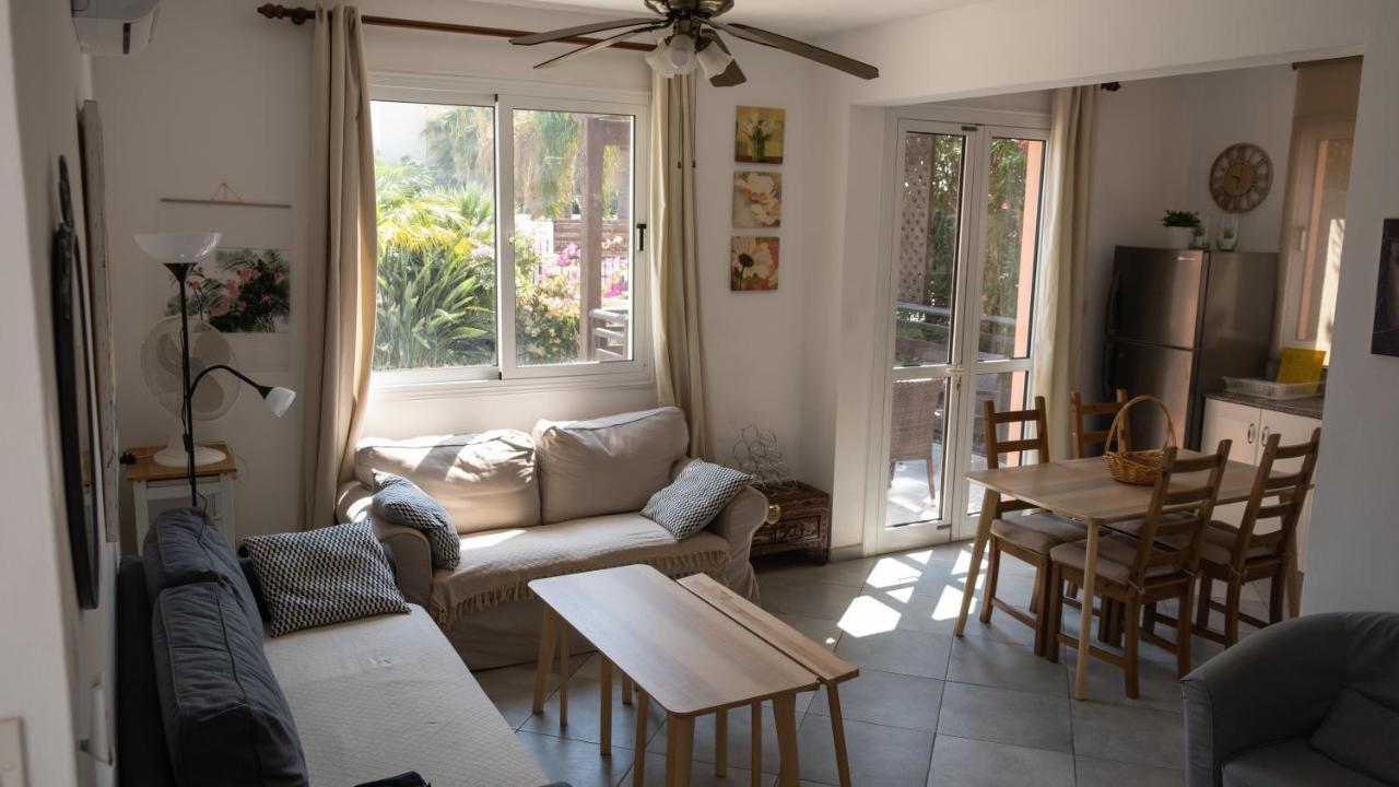 Villa Kiveli Ayia Napa Exterior foto